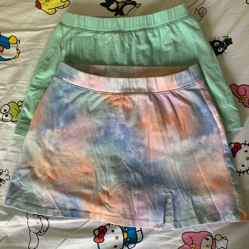 2 SO big girls skirts with shorts inside size 10-12